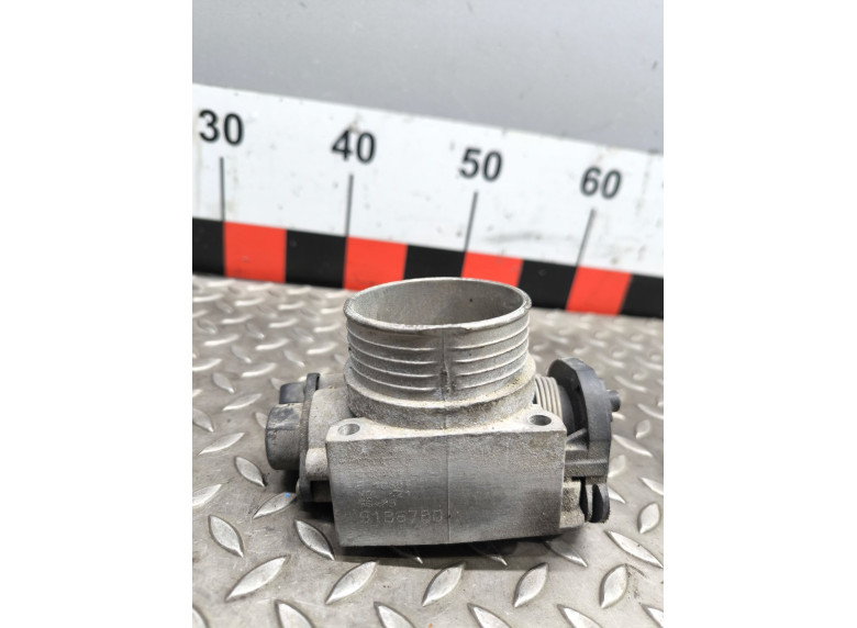 Заслонка дроссельная к Volvo V40, 2001г.