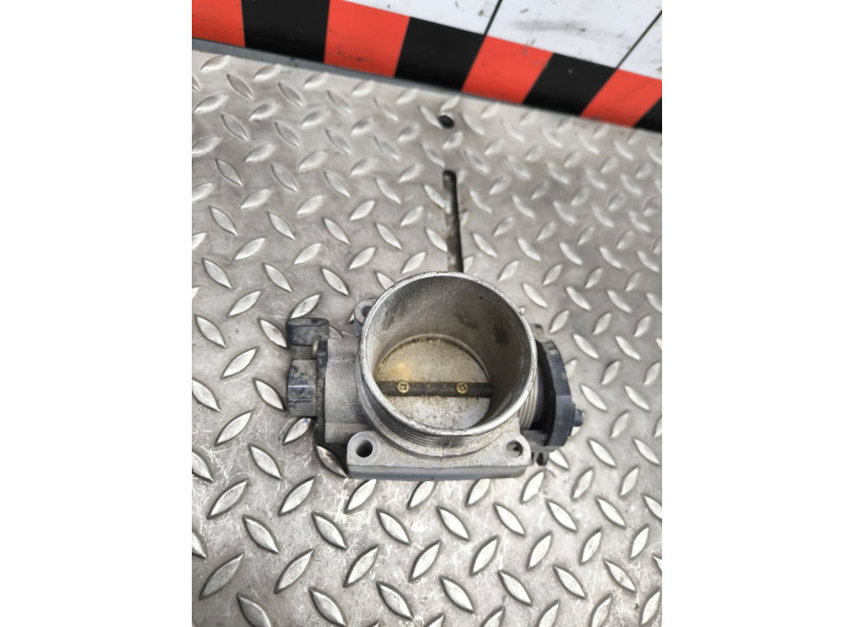 Заслонка дроссельная к Volvo V40, 2001г.