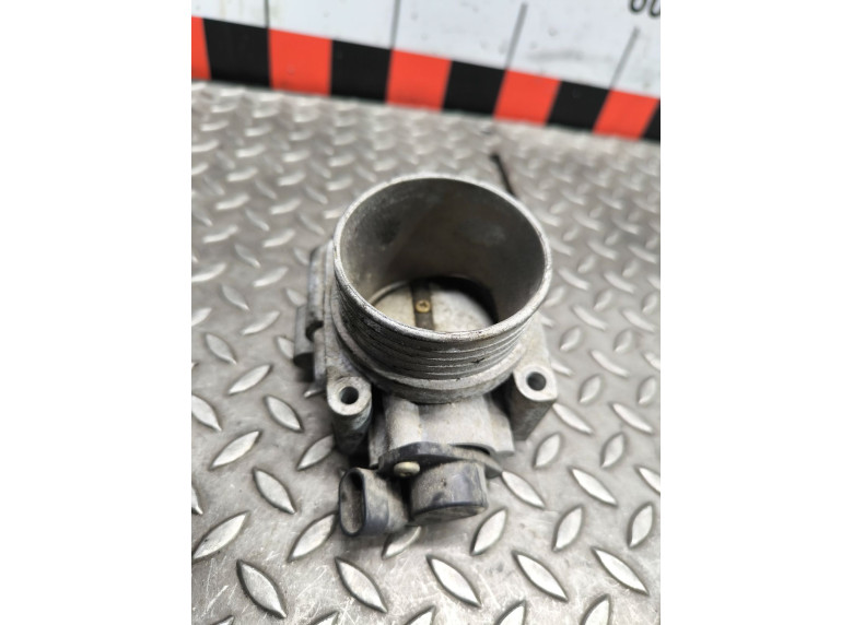 Заслонка дроссельная к Volvo V40, 2001г.