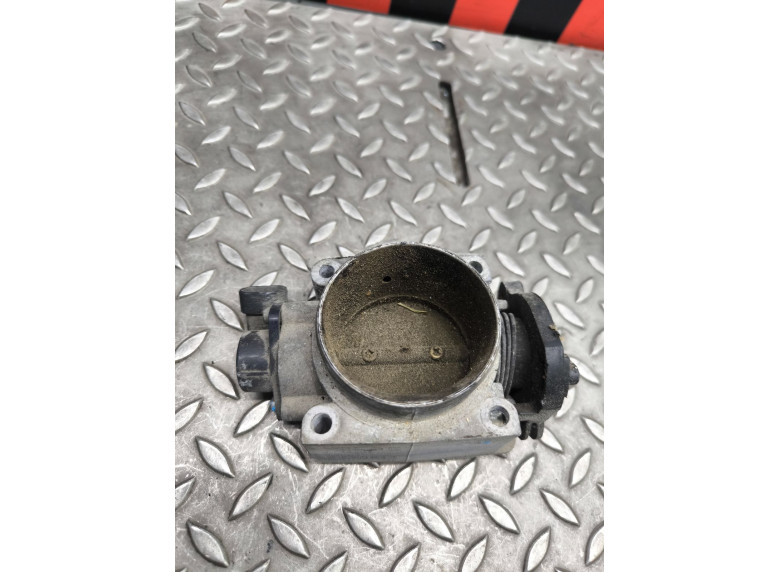 Заслонка дроссельная к Volvo V40, 2001г.