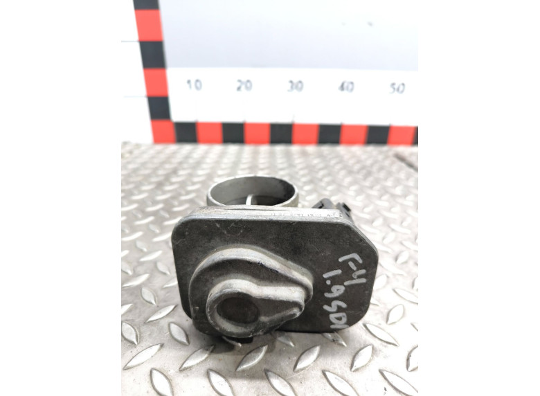 Заслонка дроссельная к Volkswagen Golf, 2001г.