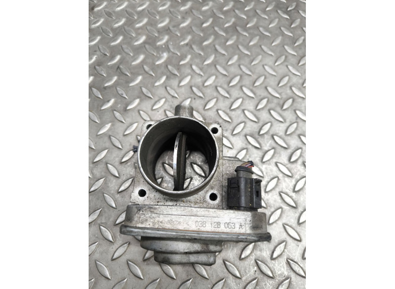 Заслонка дроссельная к Volkswagen Golf, 2001г.