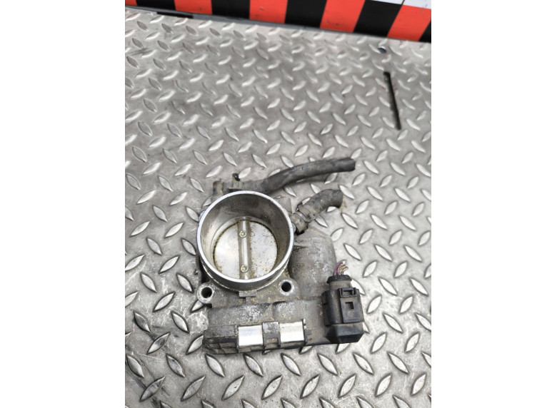 Заслонка дроссельная к Volkswagen Golf, 2004г.