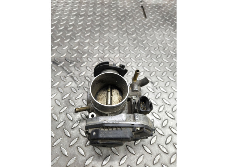 Заслонка дроссельная к Volkswagen Golf, 2000г.