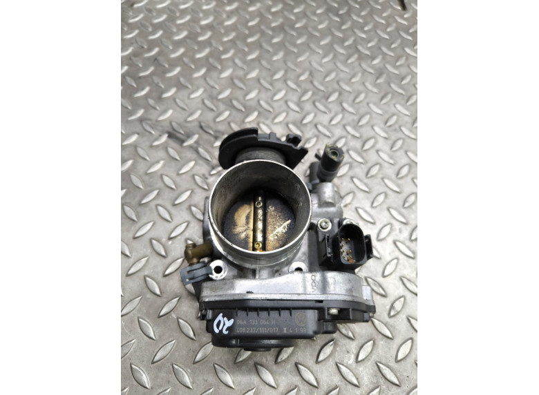 Заслонка дроссельная к Volkswagen Golf, 2000г.