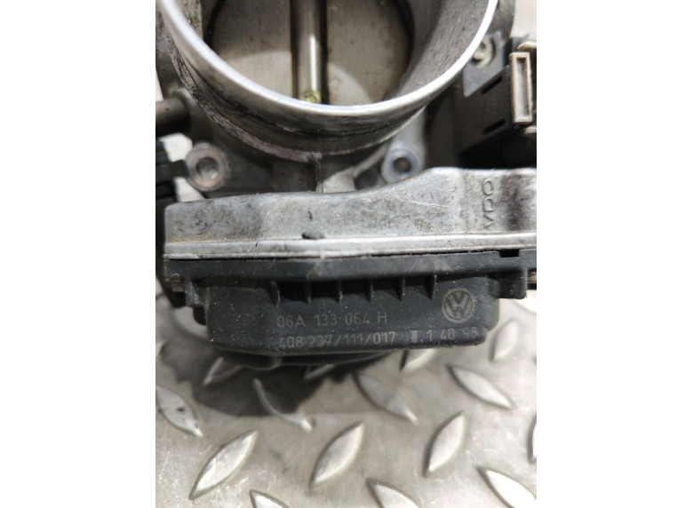 Заслонка дроссельная к Volkswagen Golf, 2000г.