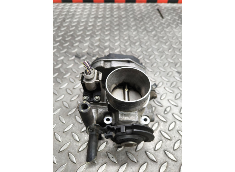 Заслонка дроссельная к Volkswagen Golf, 2000г.