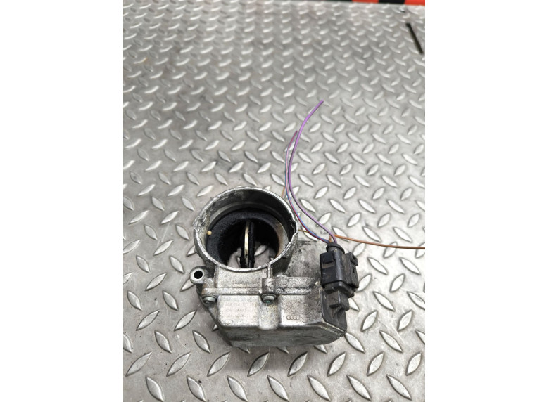 Заслонка дроссельная к Volkswagen Golf, 2001г.