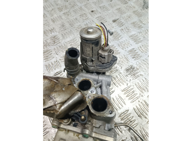 Клапан EGR к Volkswagen Passat, 2011г.