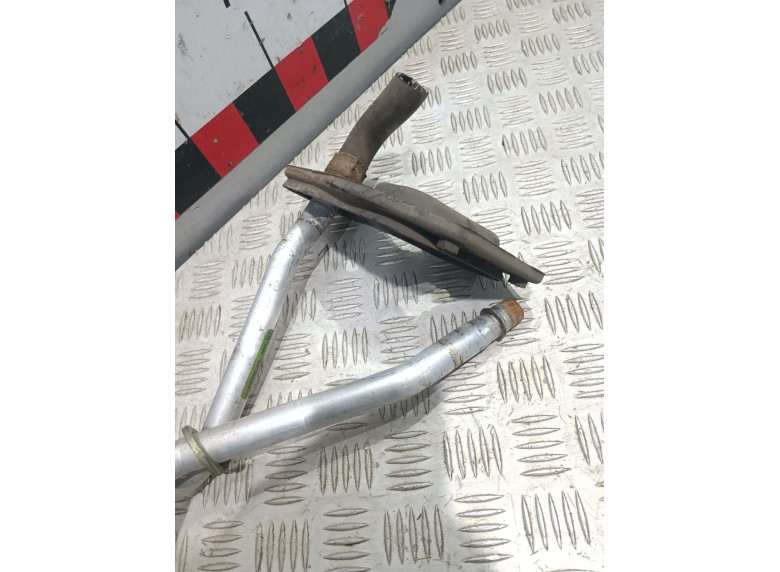 Патрубок отопителя (печки) к Peugeot 406, 2000г.