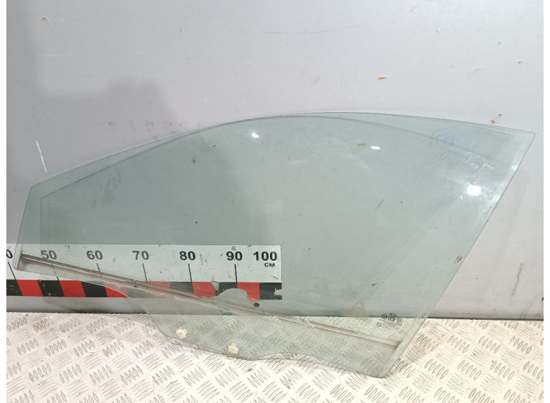 Стекло двери передней левой к Kia Rio