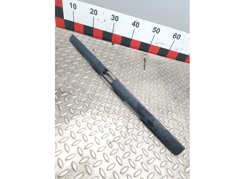 Накладка подсветки номера к Volkswagen Golf, 1994г.