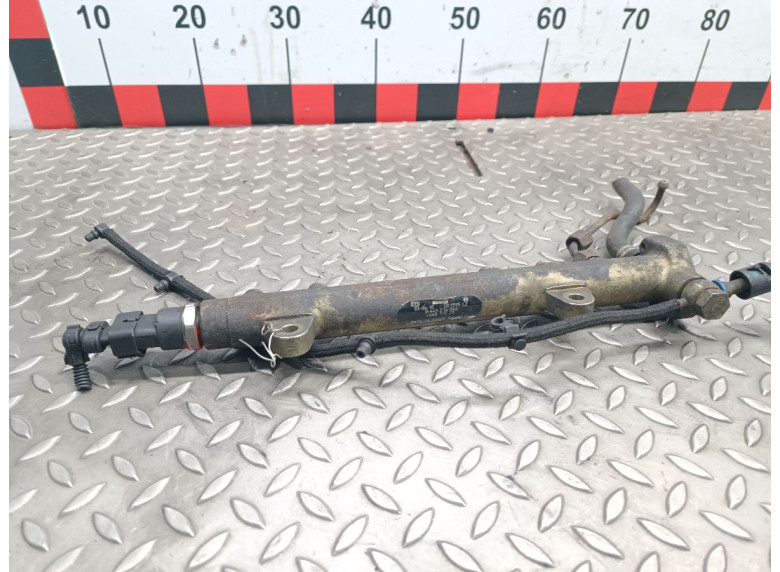 Топливная рампа к Fiat Doblo, 2004г.