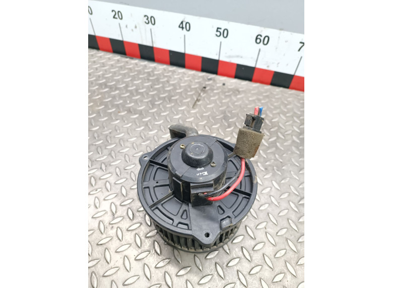 Моторчик печки к Hyundai Santamo