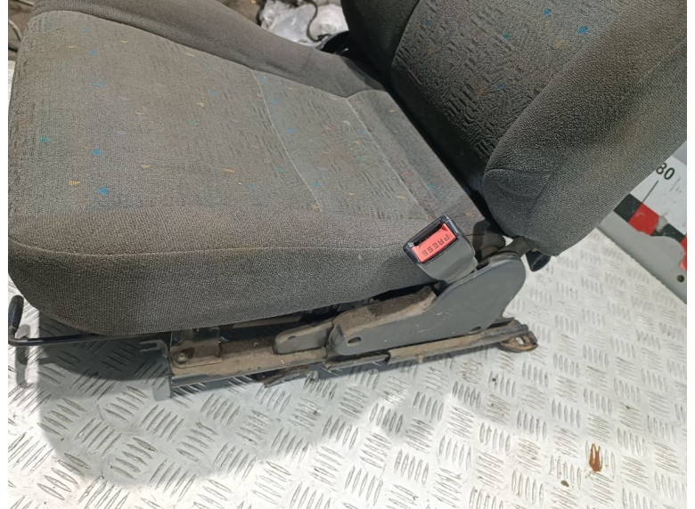 Сиденье переднее правое к Сиденье переднее правое к Hyundai Santamo undefined г. Santamo