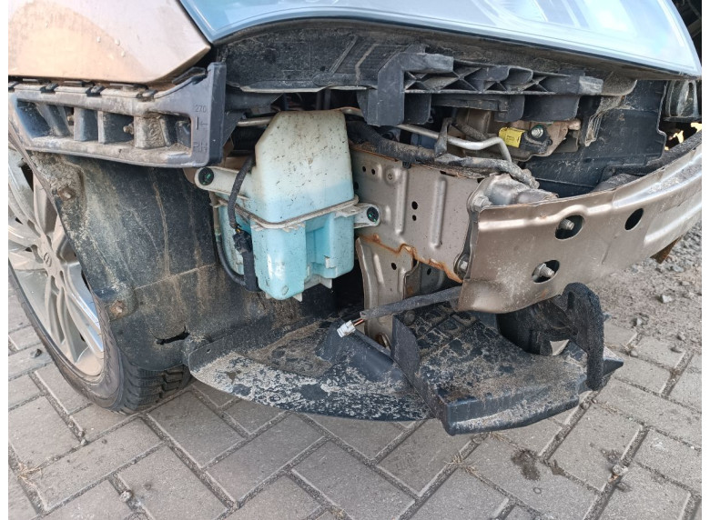 Четверть передняя правая к Geely Emgrand 7, 2020г.