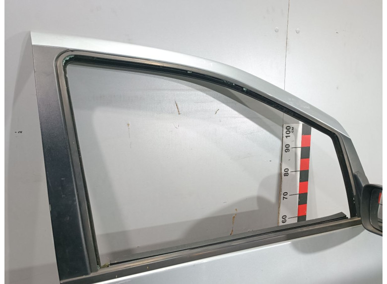 Молдинг стекла двери передней правой внутренний к Ford Galaxy, 2003г.