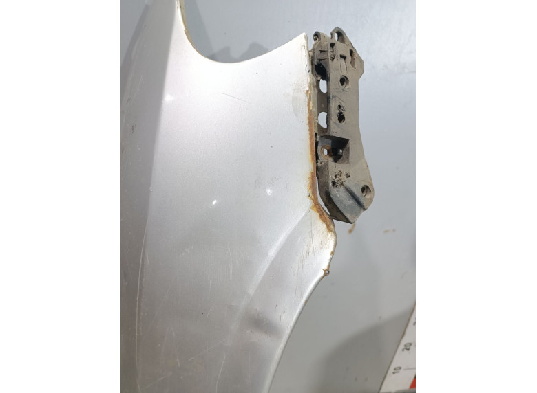 Крыло переднее правое к Opel Vectra, 1998г.