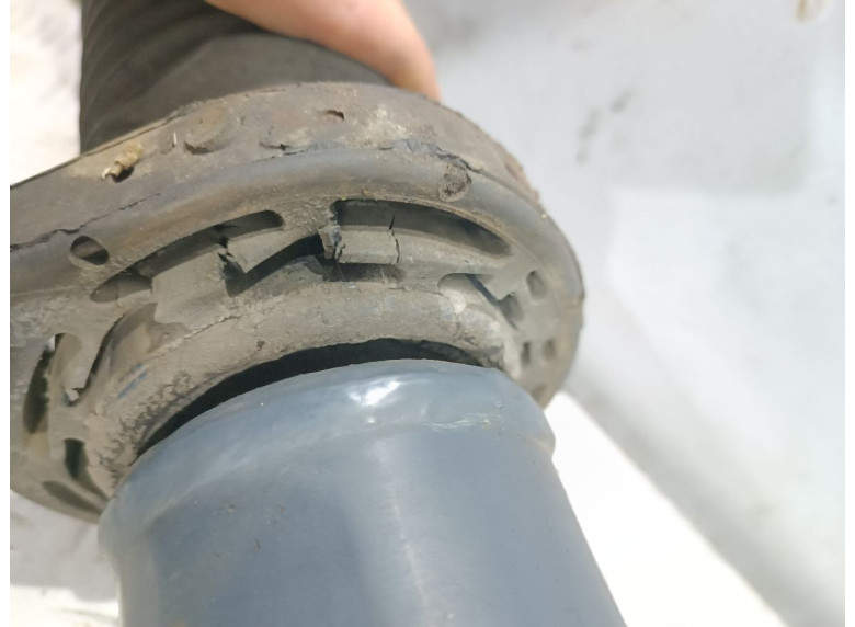 Карданный вал к Iveco Daily, 2012г.