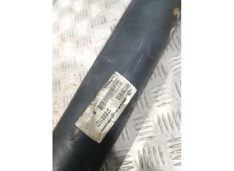 Карданный вал к Iveco Daily, 2012г.