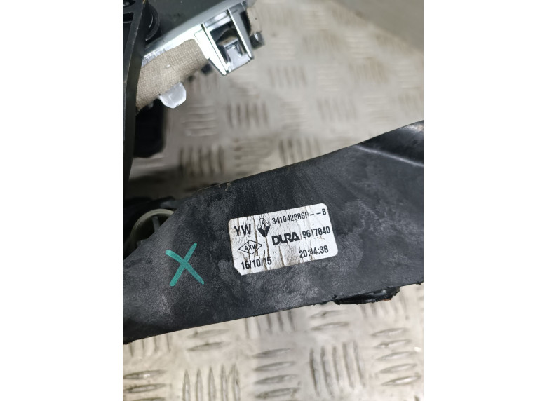 Кулиса к Renault Kadjar, 2019г.