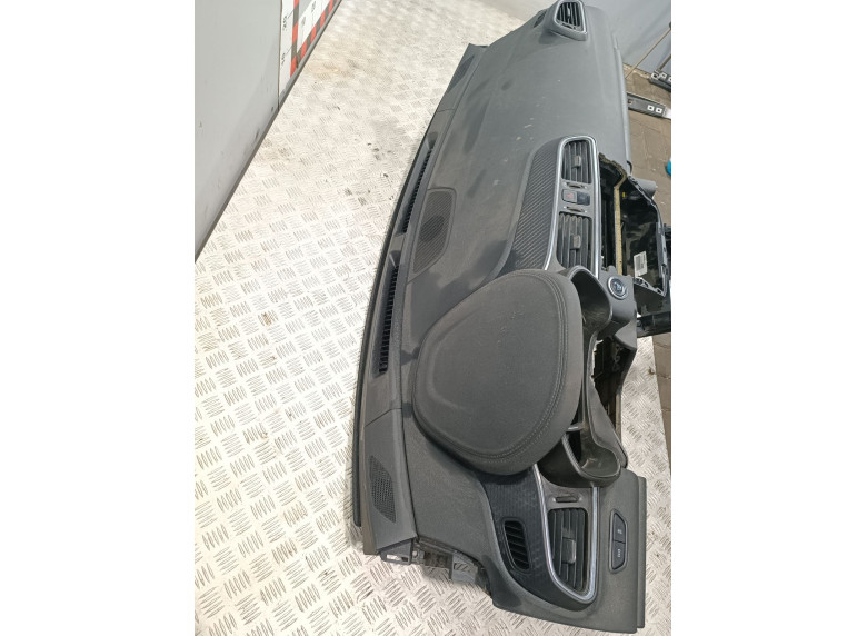 Панель передняя салона (торпедо) к Renault Kadjar, 2016г.