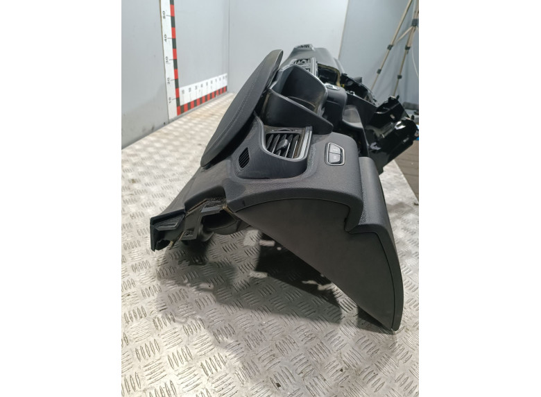 Панель передняя салона (торпедо) к Renault Kadjar, 2016г.