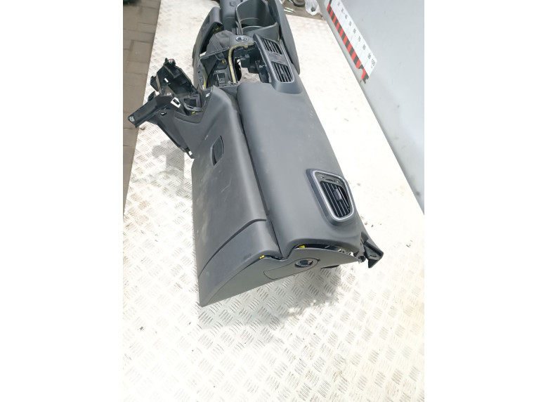 Панель передняя салона (торпедо) к Renault Kadjar, 2016г.