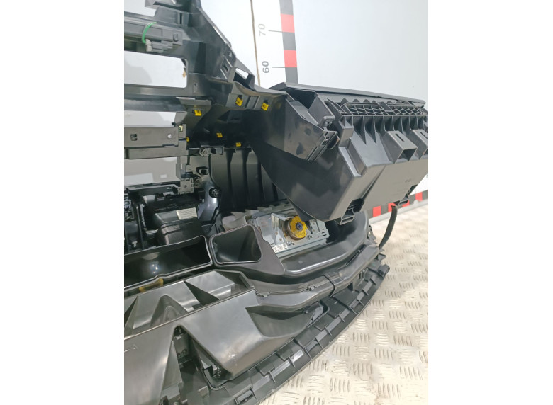 Панель передняя салона (торпедо) к Renault Kadjar, 2016г.