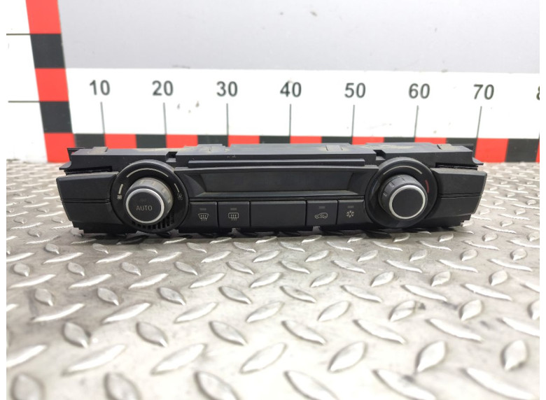 Блок управления печки/климат-контроля к BMW X5 E70, 2012г.