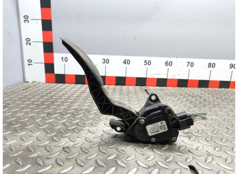 Педаль газа к Renault Kadjar, 2015г.