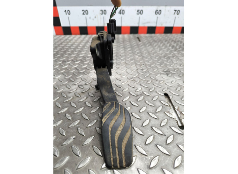 Педаль газа к Renault Kadjar, 2015г.