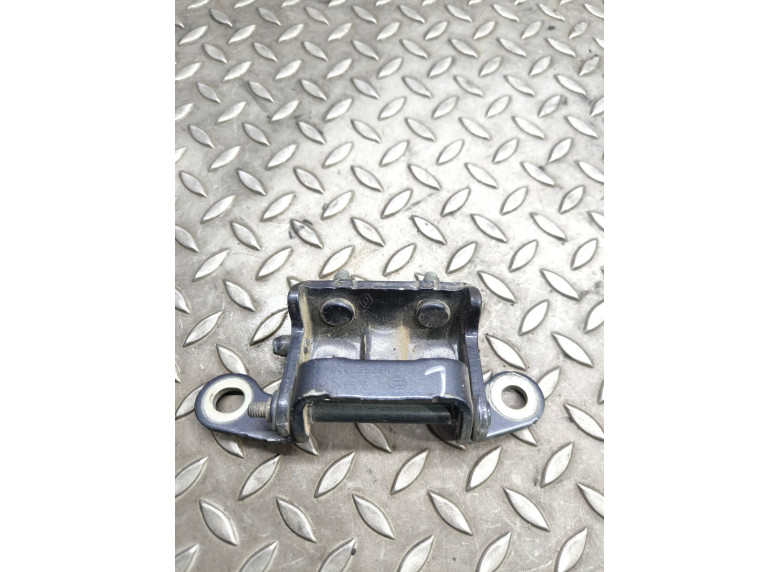 Петля двери задней левой к Renault Kadjar, 2015г.