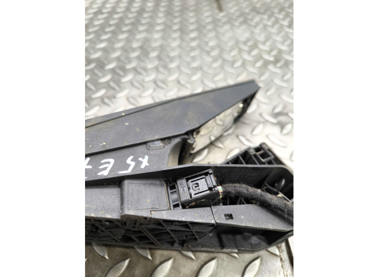 Педаль газа к BMW X5 E70, 2012г.