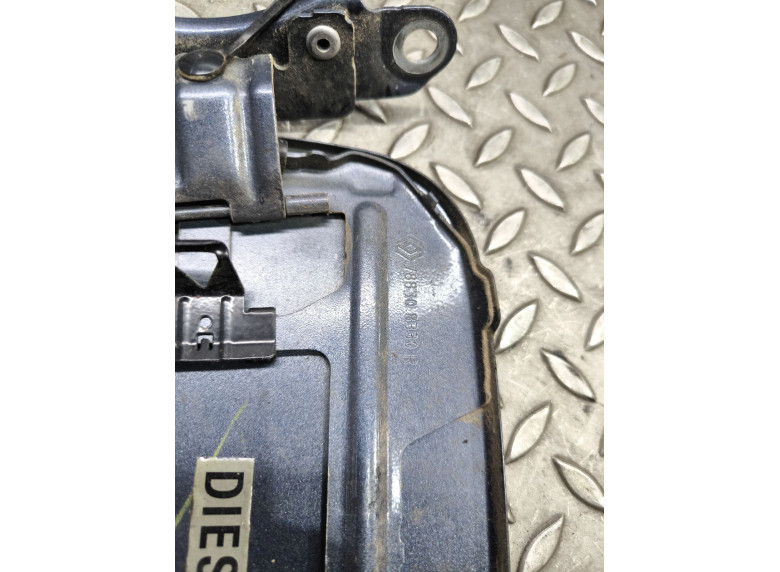 Лючок топливного бака к Renault Kadjar, 2015г.