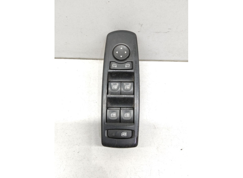 Блок управления стеклоподъемниками к Renault Laguna, 2010г.