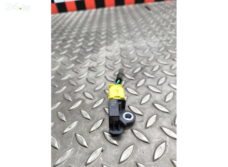 Датчик удара к Renault Kadjar undefined г.