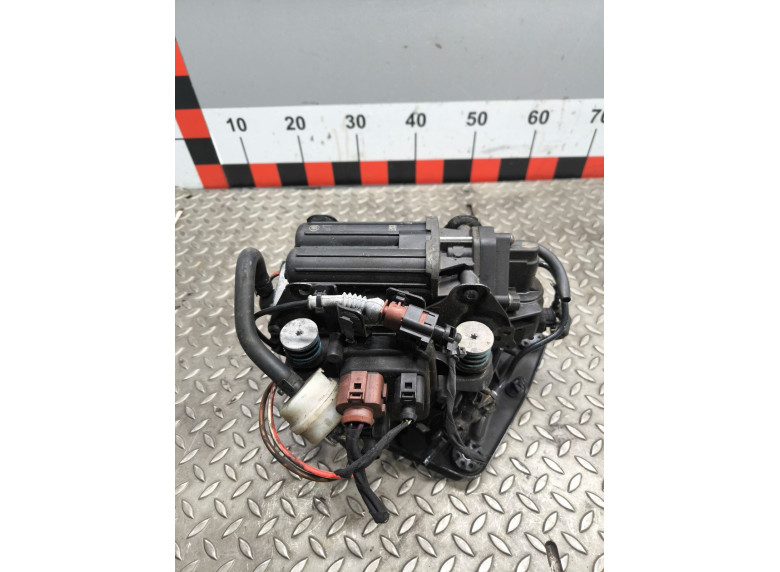 Компрессор пневмоподвески к Land-Rover Range Rover, 2023г.