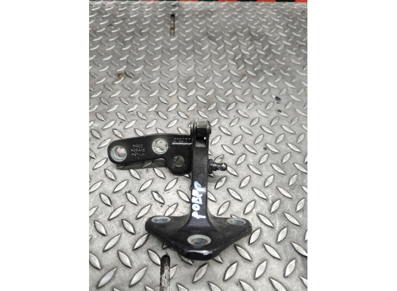 Петля крышки багажника к Land-Rover Range Rover, 2023г.