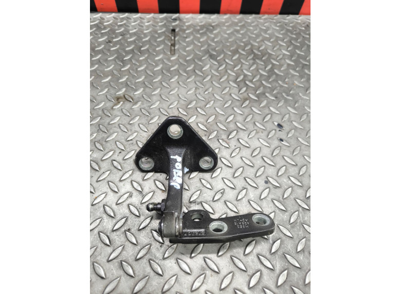 Петля крышки багажника к Land-Rover Range Rover, 2023г.