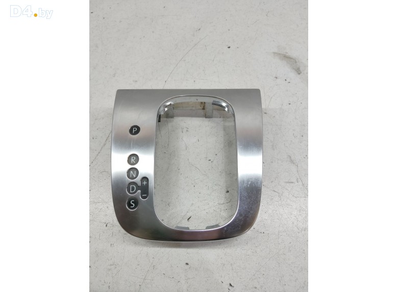 Накладка декоративная центральной консоли к Volkswagen Golf undefined г.