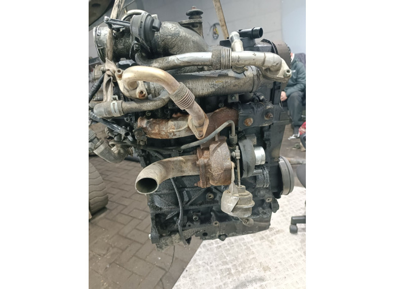 Двигатель к Volkswagen Sharan, 2005г.