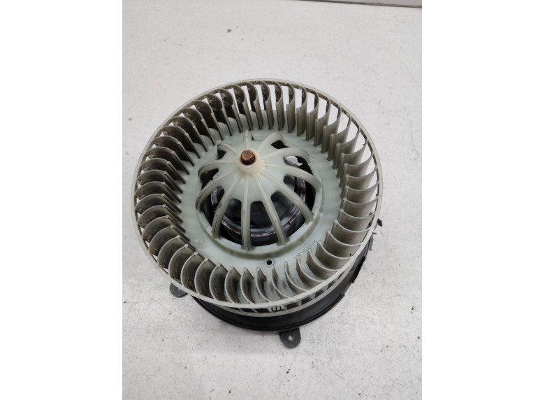 Моторчик печки к BMW 7 E65/E66, 2004г.