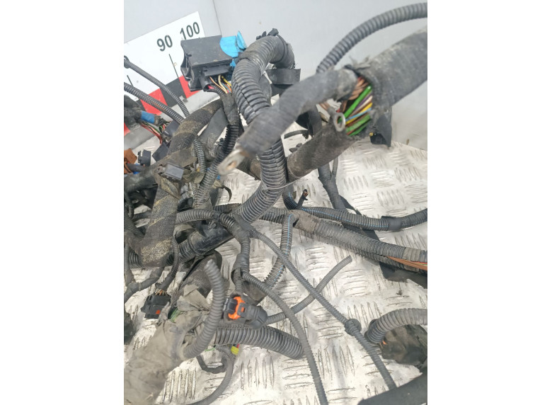 Проводка двигателя к Iveco Daily, 2011г.