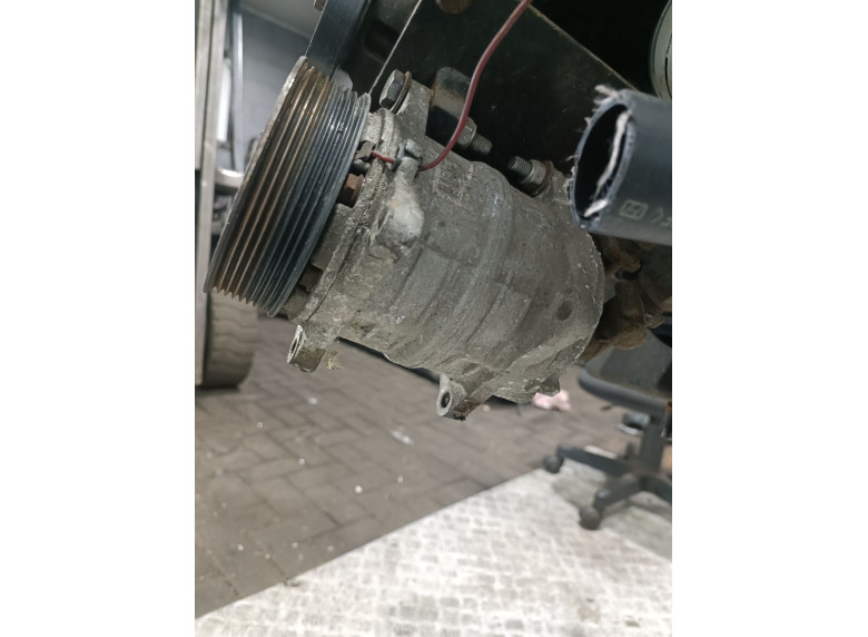 Компрессор кондиционера к Iveco Daily, 2011г.