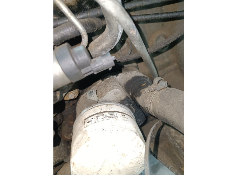 Теплообменник масляного фильтра к Iveco Daily, 2011г.