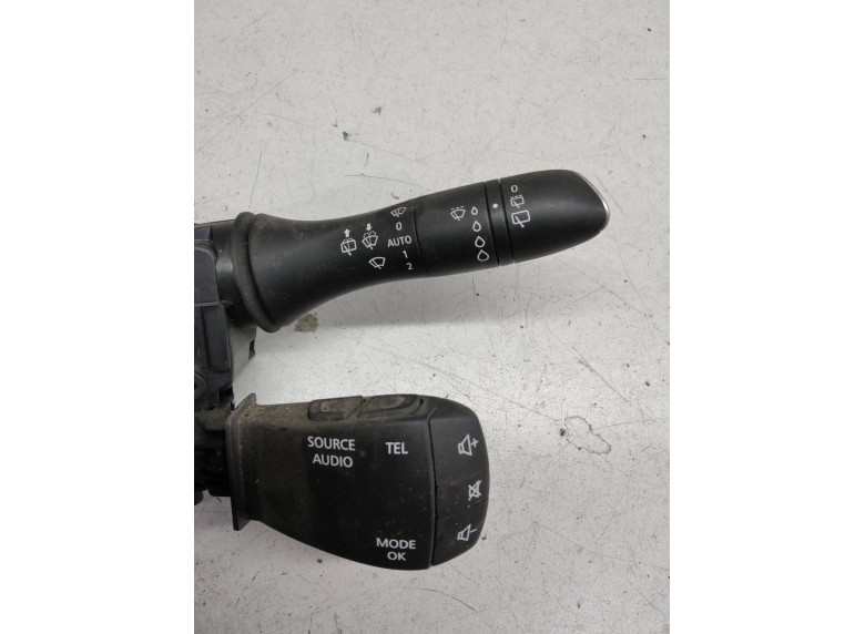 Переключатель подрулевой (стрекоза) к Renault Kadjar, 2015г.