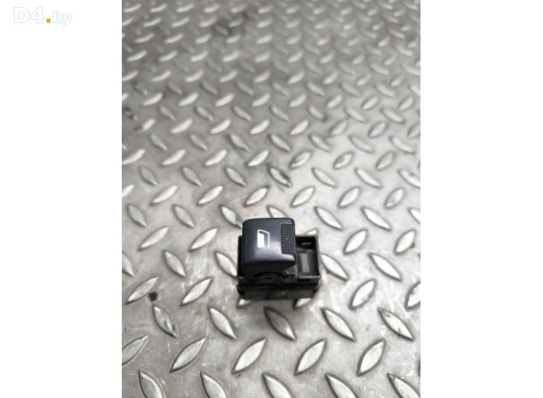 Кнопка стеклоподъемника переднего правого к Peugeot 406 undefined г.