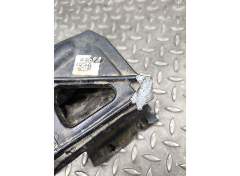 Кронштейн подножки к Кронштейн подножки к Land-Rover RangeRover undefined г. Range Rover