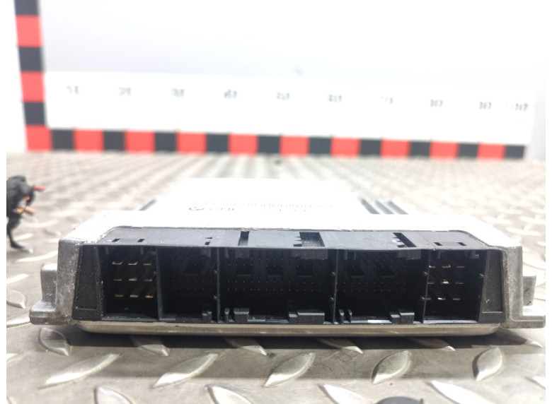 Блок управления двигателем к BMW 7 E65/E66, 2003г.